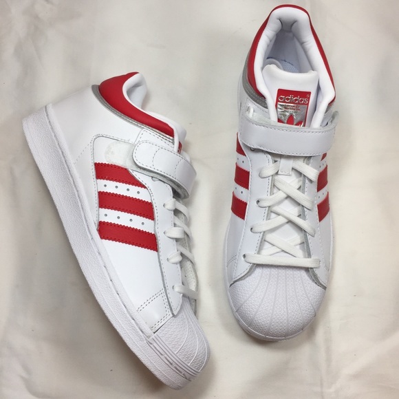 red and white shell top adidas